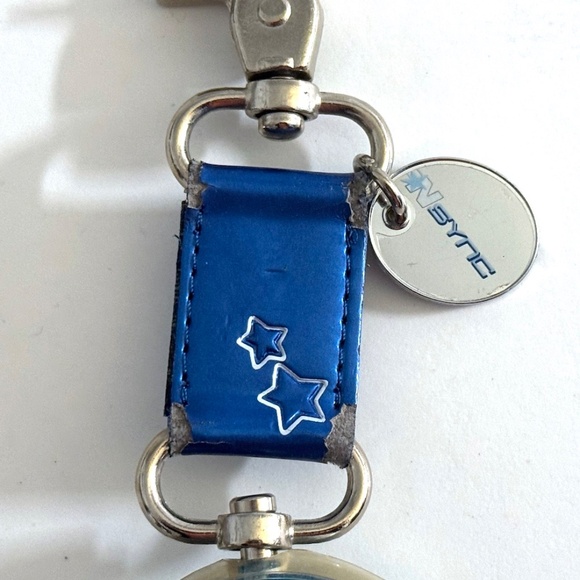Vintage NSYNC Digital Keychain Watch – Blue with Stars – Rare 2000s collectible - Picture 2 of 3